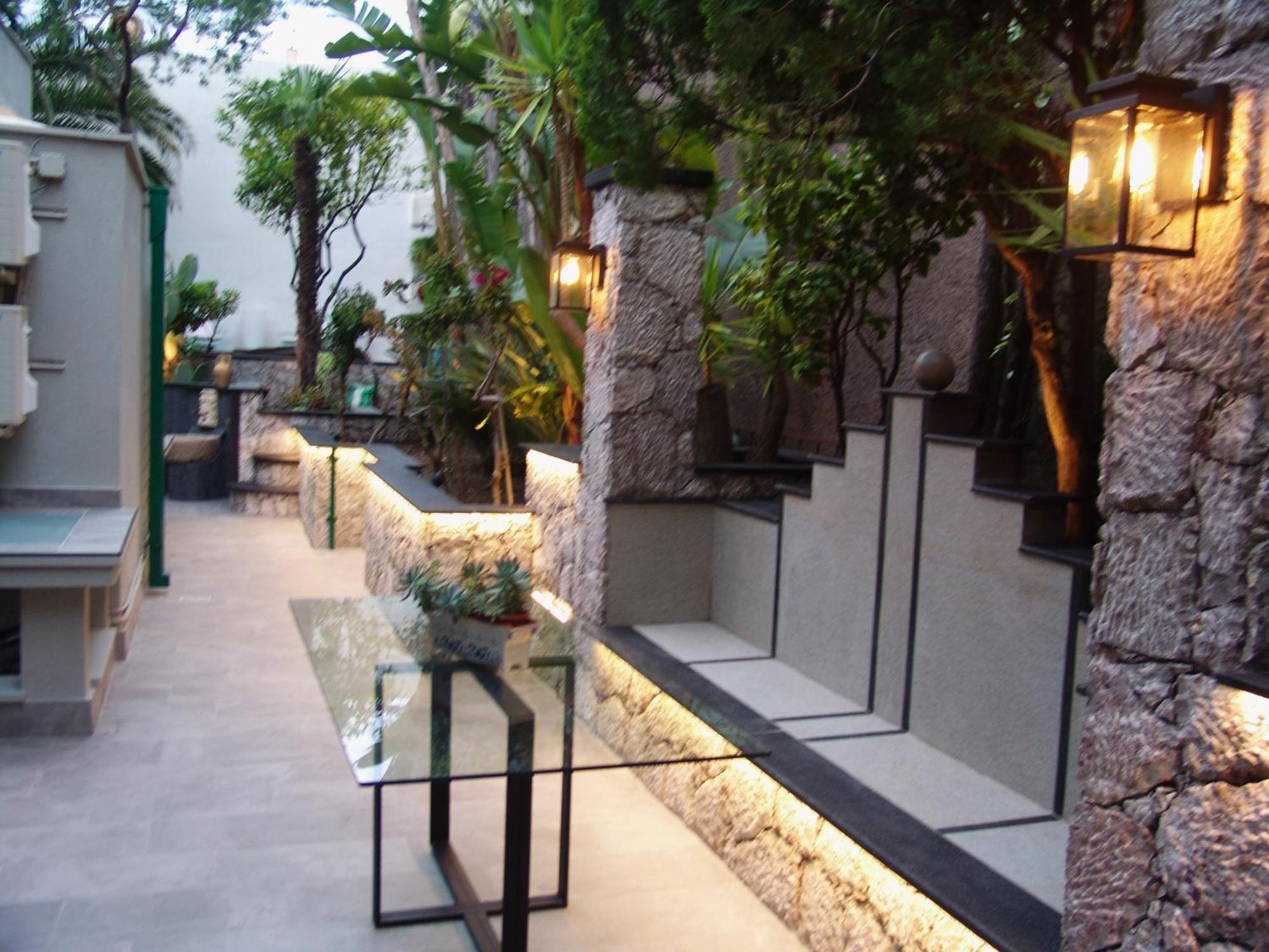 Villa Centaurea Apartment With Private Parking タオルミーナ エクステリア 写真